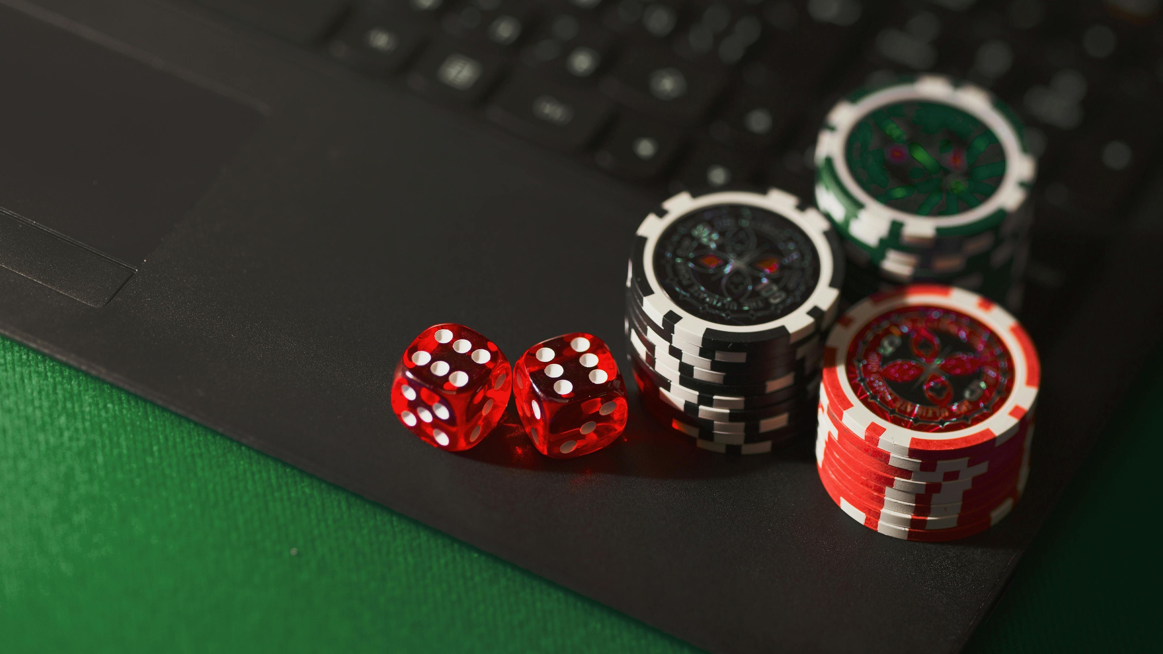 slots 777